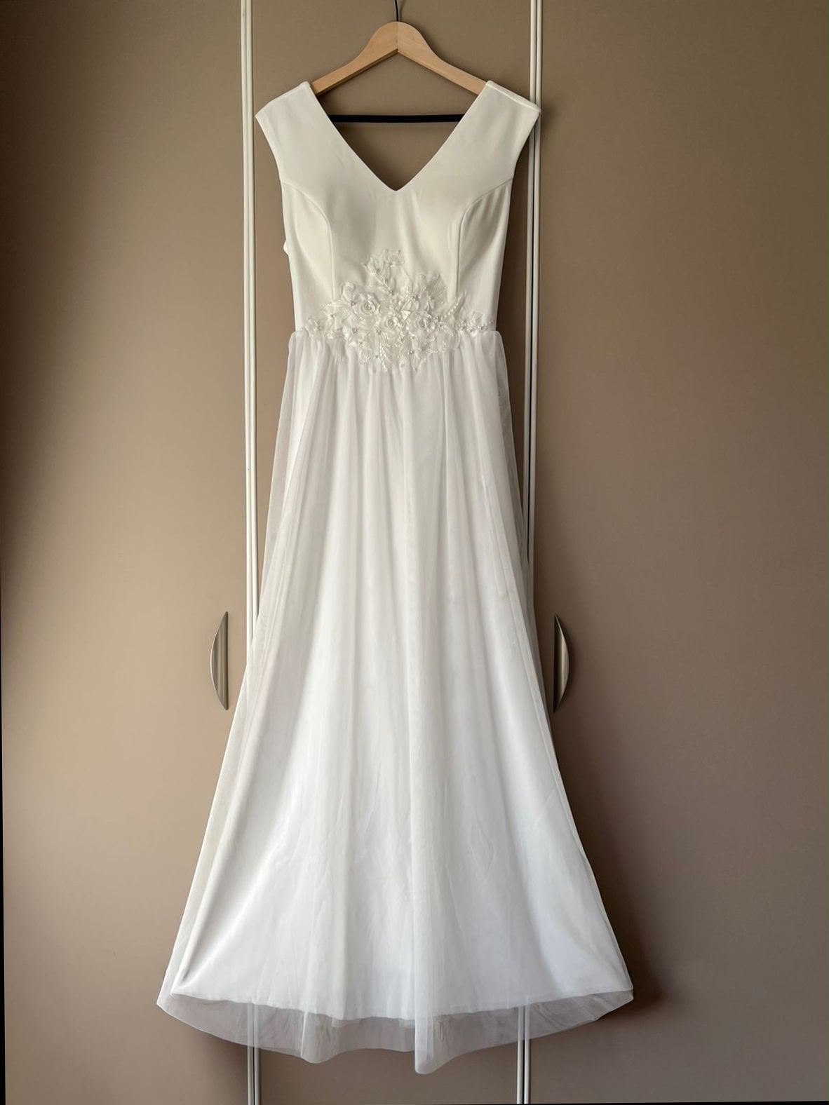 Brand new White Wedding dress - Large. Never worn