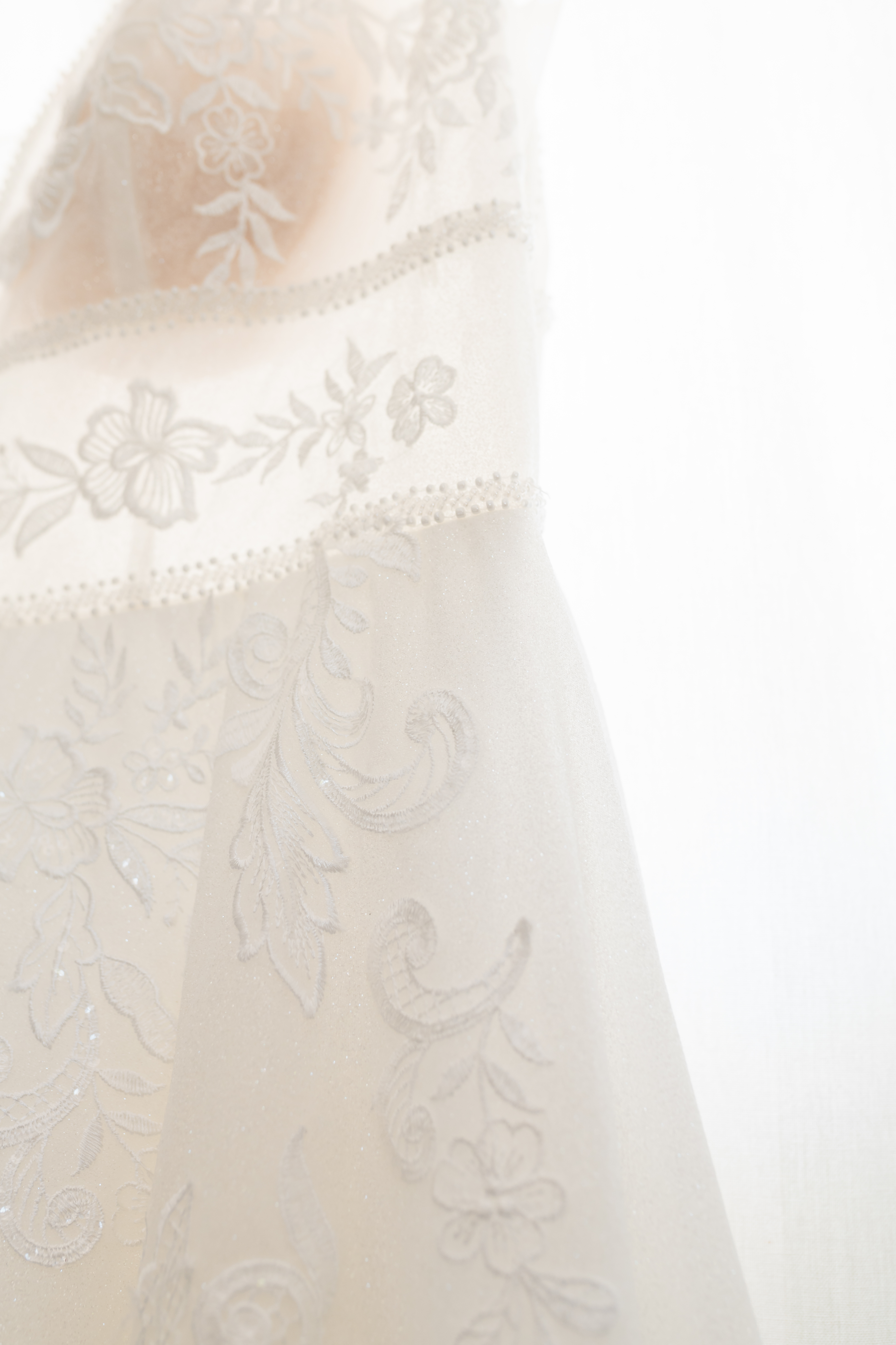 Ivory Aline wedding dress size 16