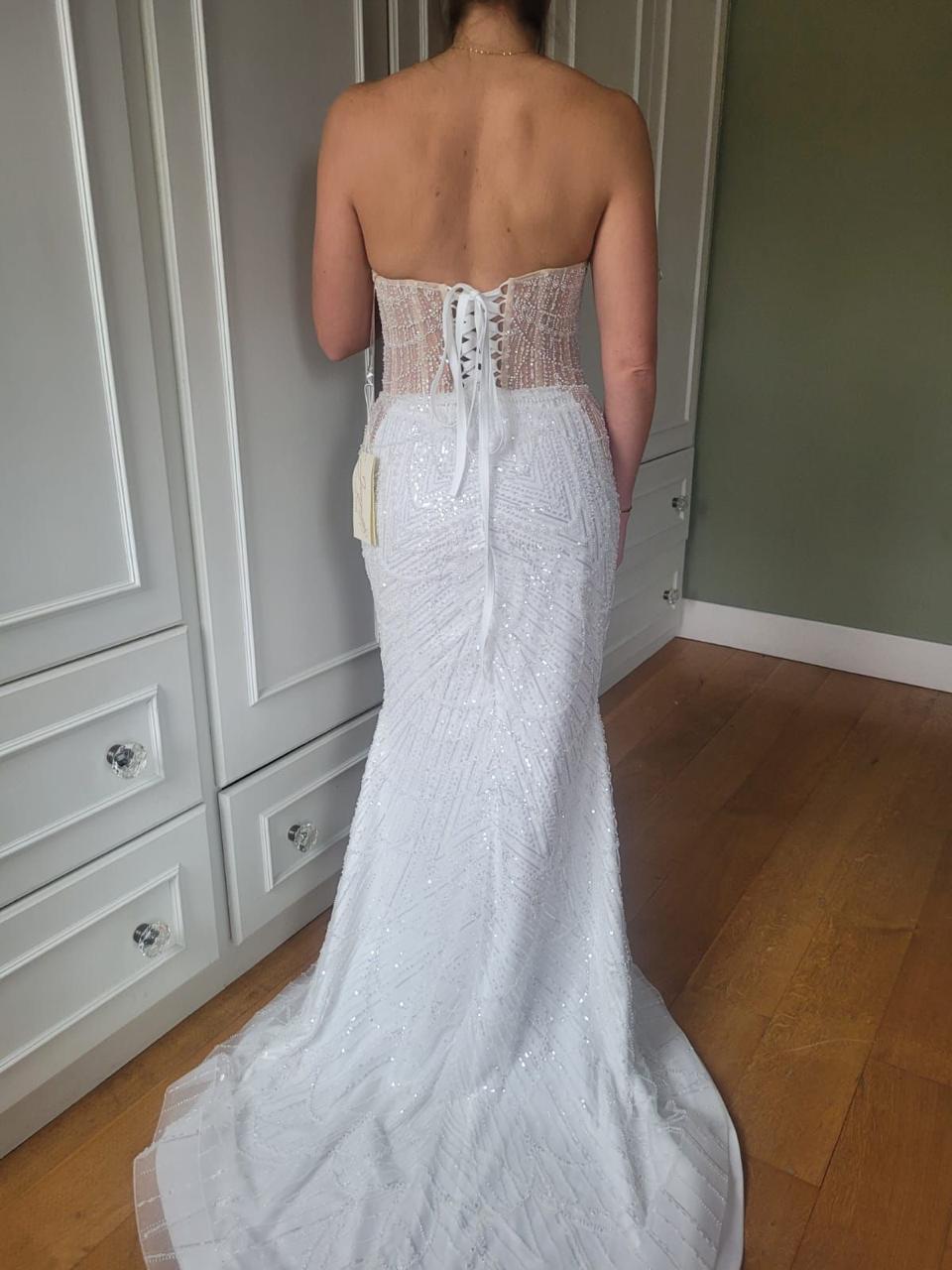 Brand New Wedding Gown – Never Worn – UK Size 12