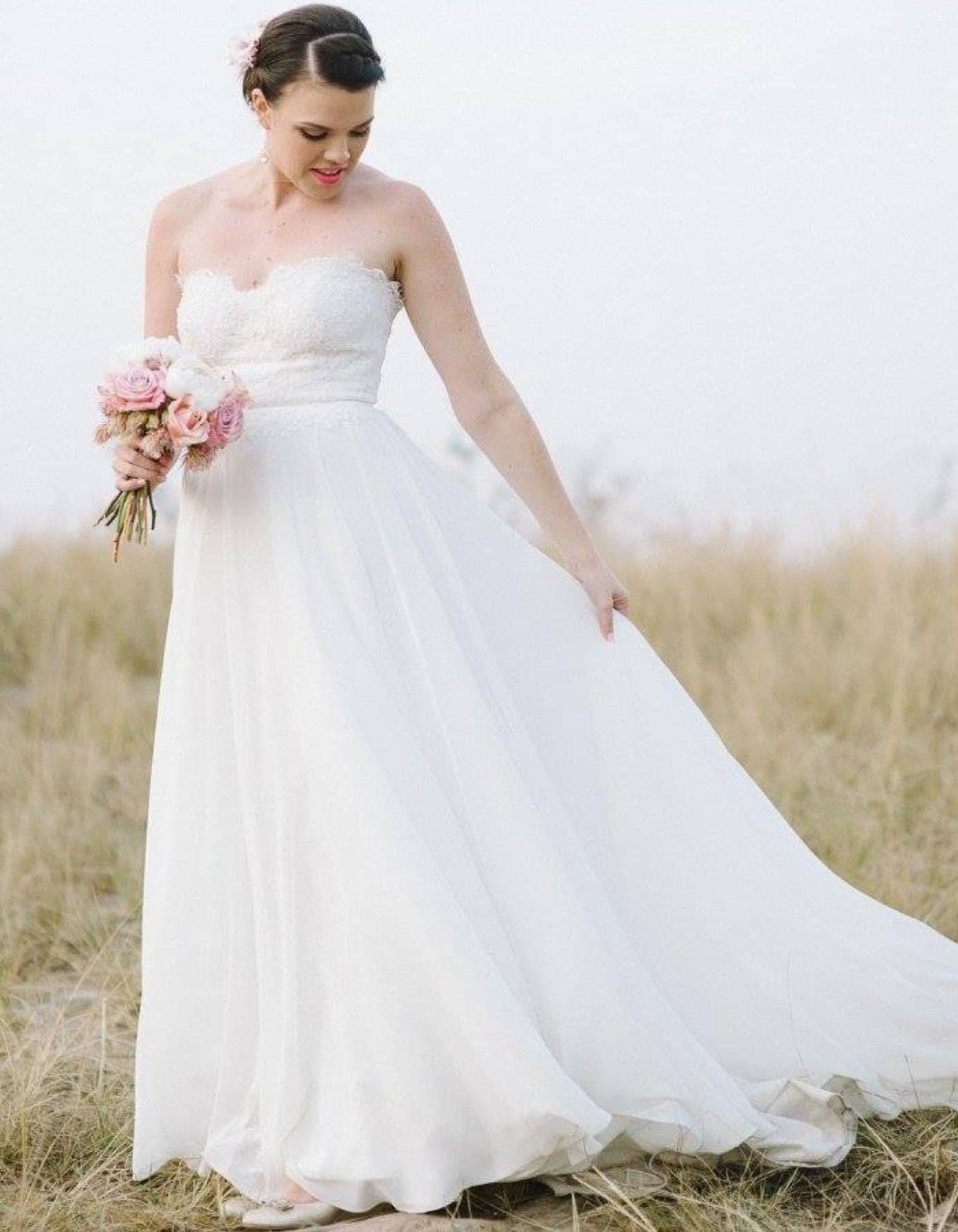 Julia Ferrandi Wedding Dress 