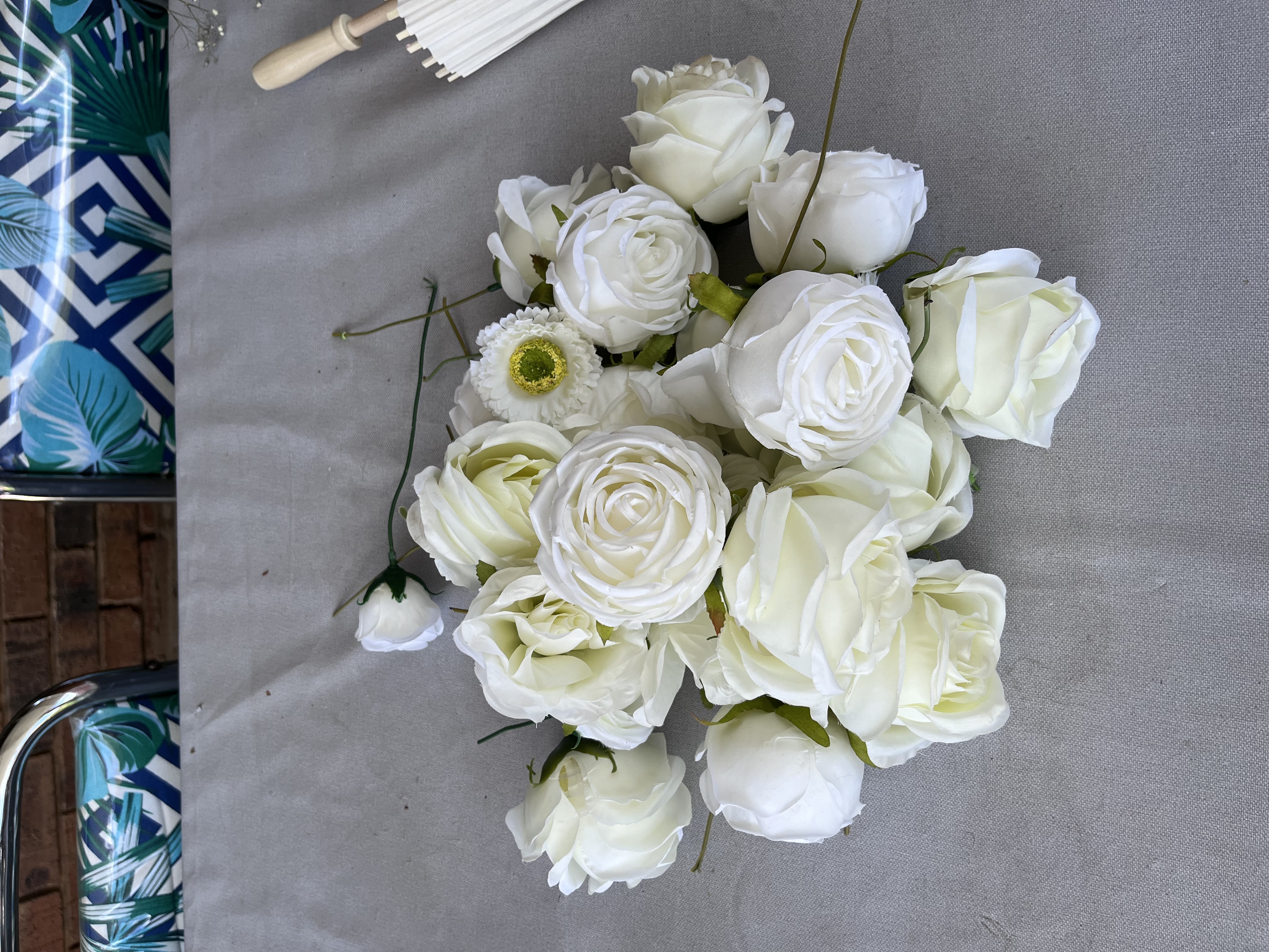 Artificial flowers