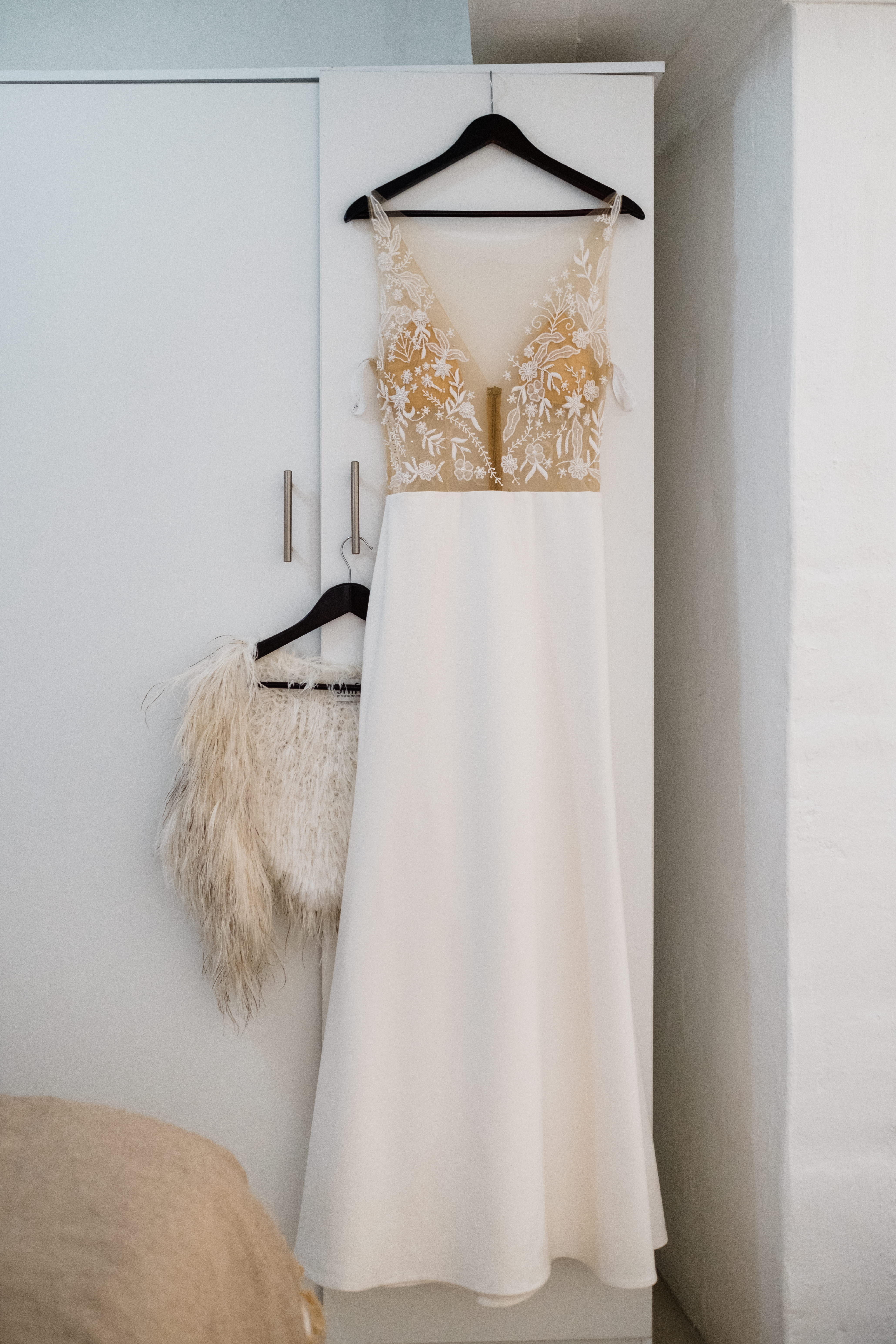 Elegant Floral Lace A-Line Wedding Dress
