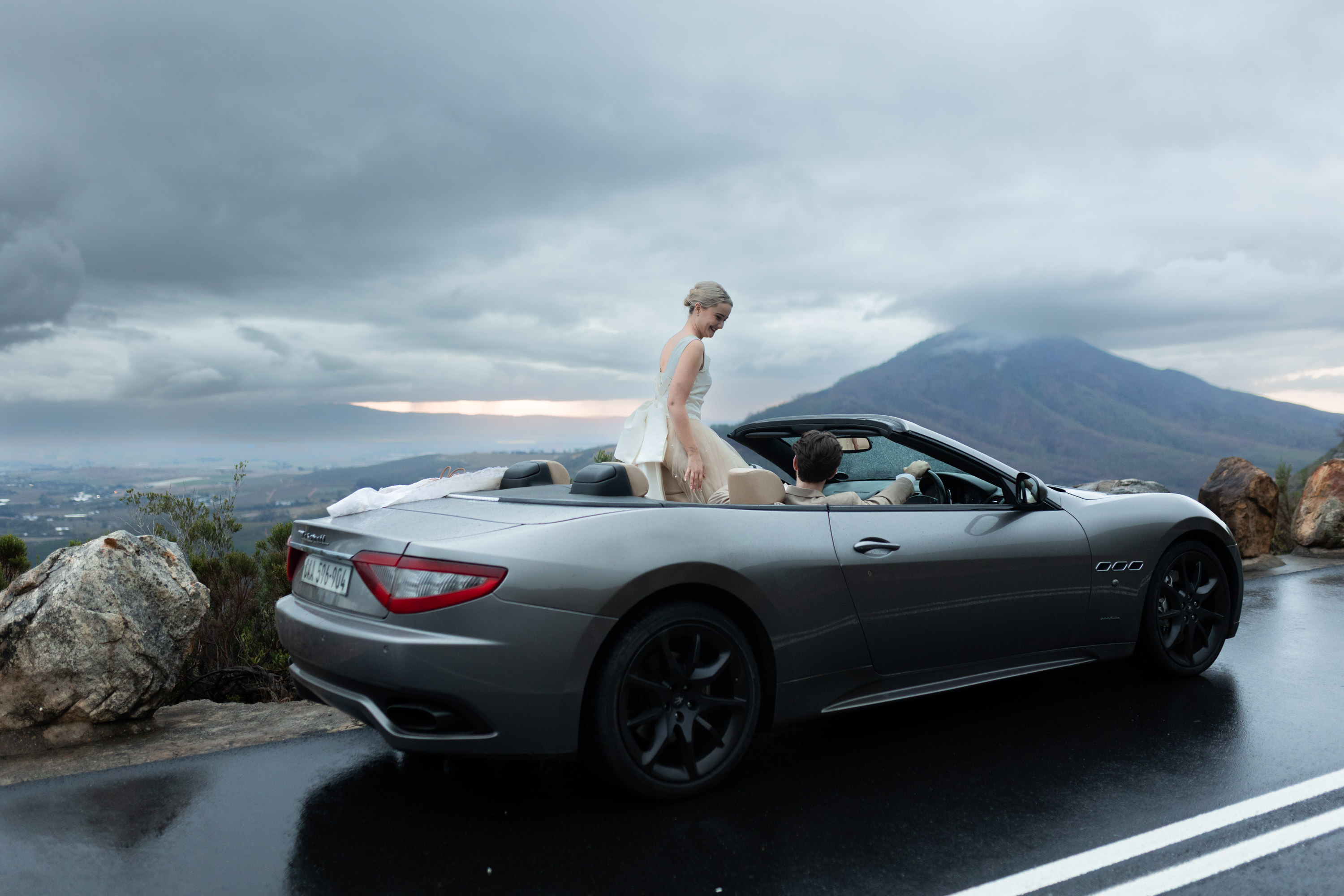 Veloce Luxury Car Rental Banner